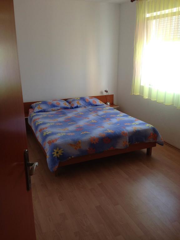Apartments Mirakul ロパール エクステリア 写真