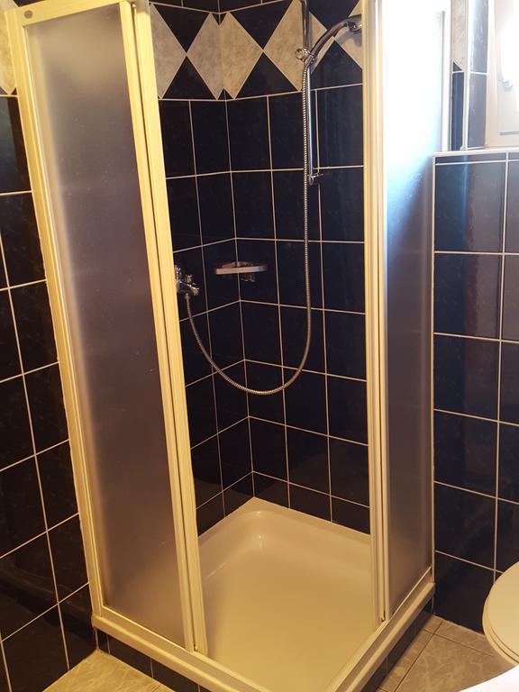 Apartments Mirakul ロパール エクステリア 写真