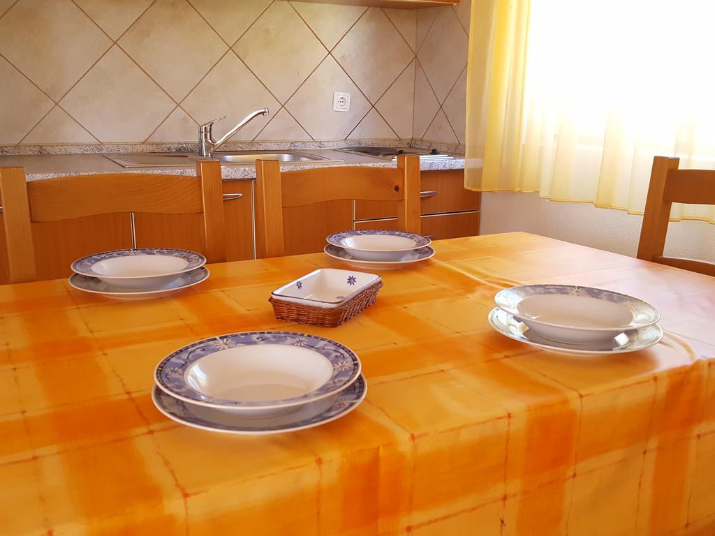 Apartments Mirakul ロパール エクステリア 写真