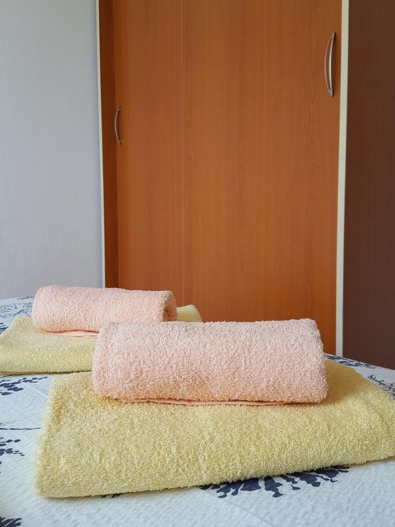 Apartments Mirakul ロパール エクステリア 写真